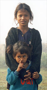Enfants Tharu r�gion du T�rai
